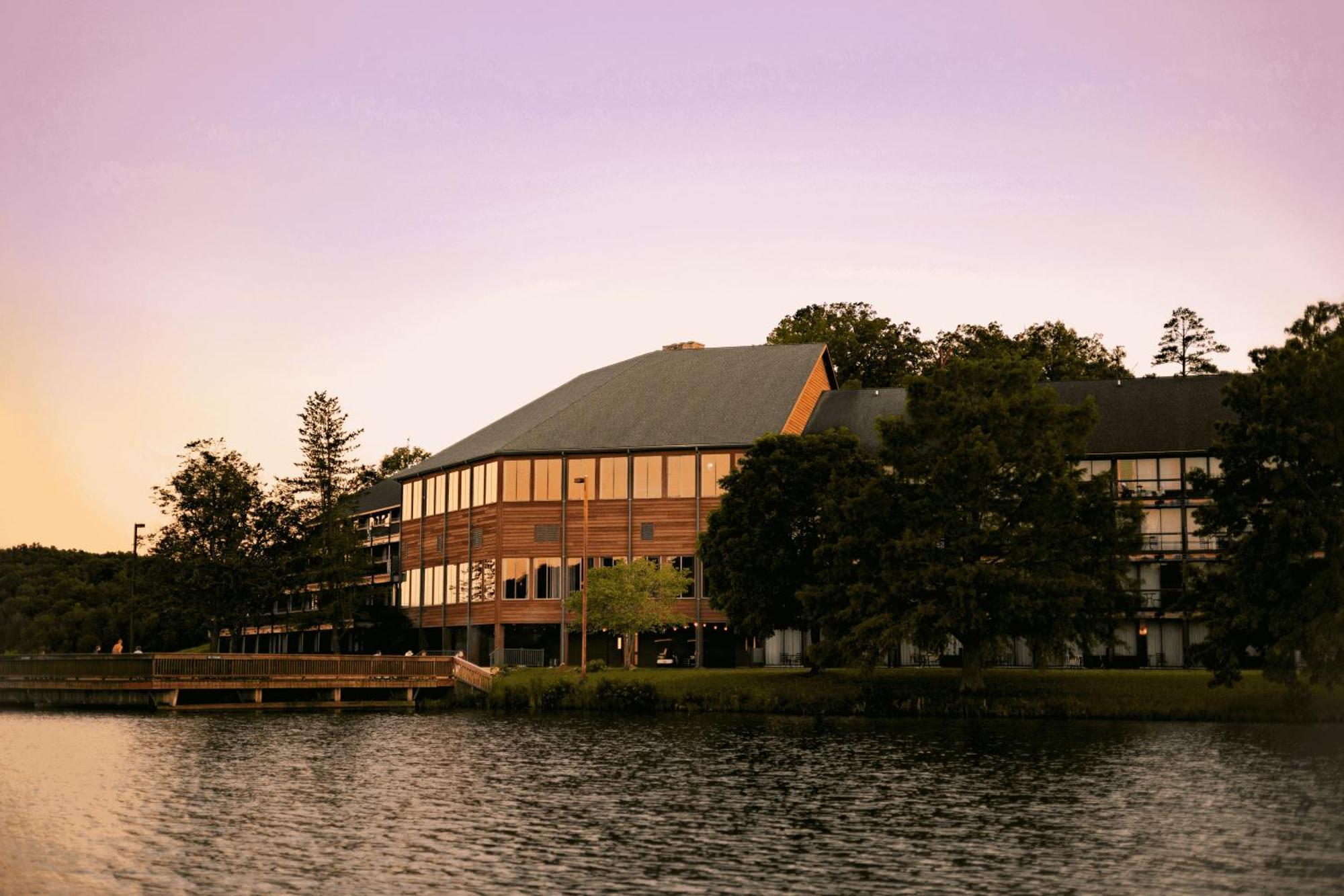 Ymca Trout Lodge Potosi Exterior photo